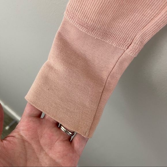 GUESS Vintage Y2K Light Baby Pink Gold Floral Fitted Graphic Long Sleeve Top - Picture 7 of 8